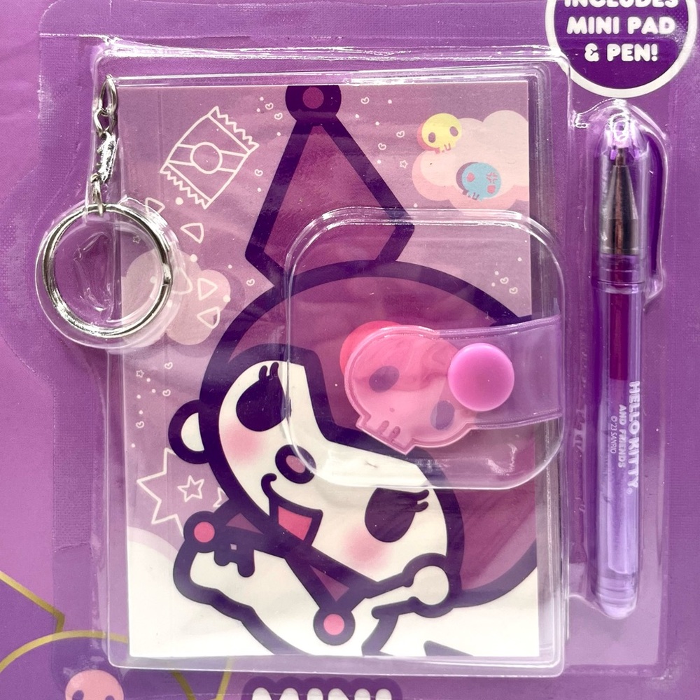 Kuromi Mini Journal and Gel Pen Keychain - Picture 2 of 3